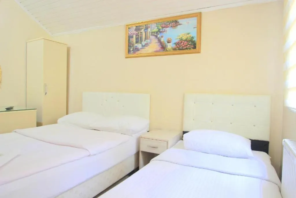 Nisanca Simge Suit Otel Stambuł 0*,  Turcja